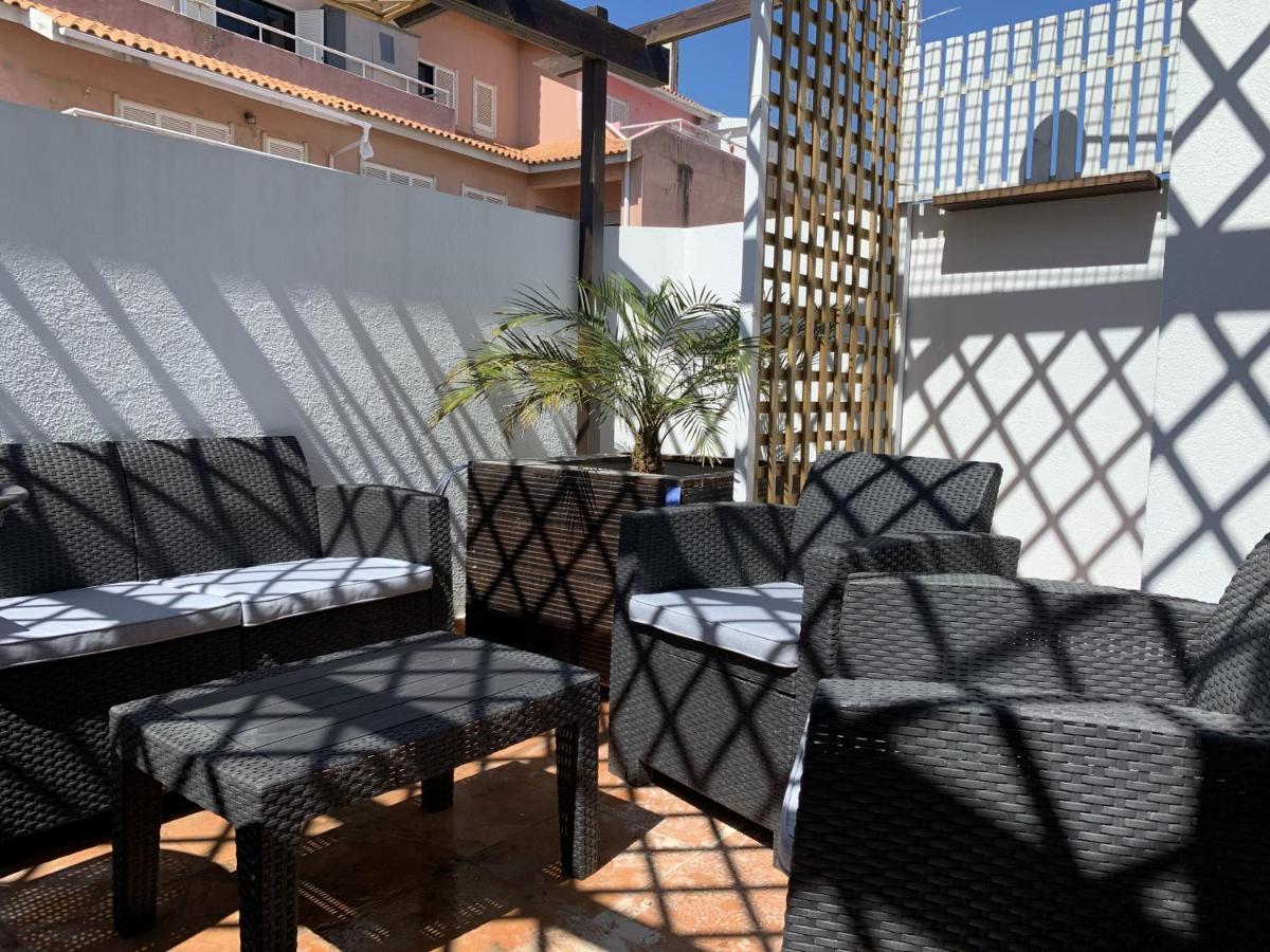 Duplex Apartment With Terrace In Cascais Downtown Exterior foto